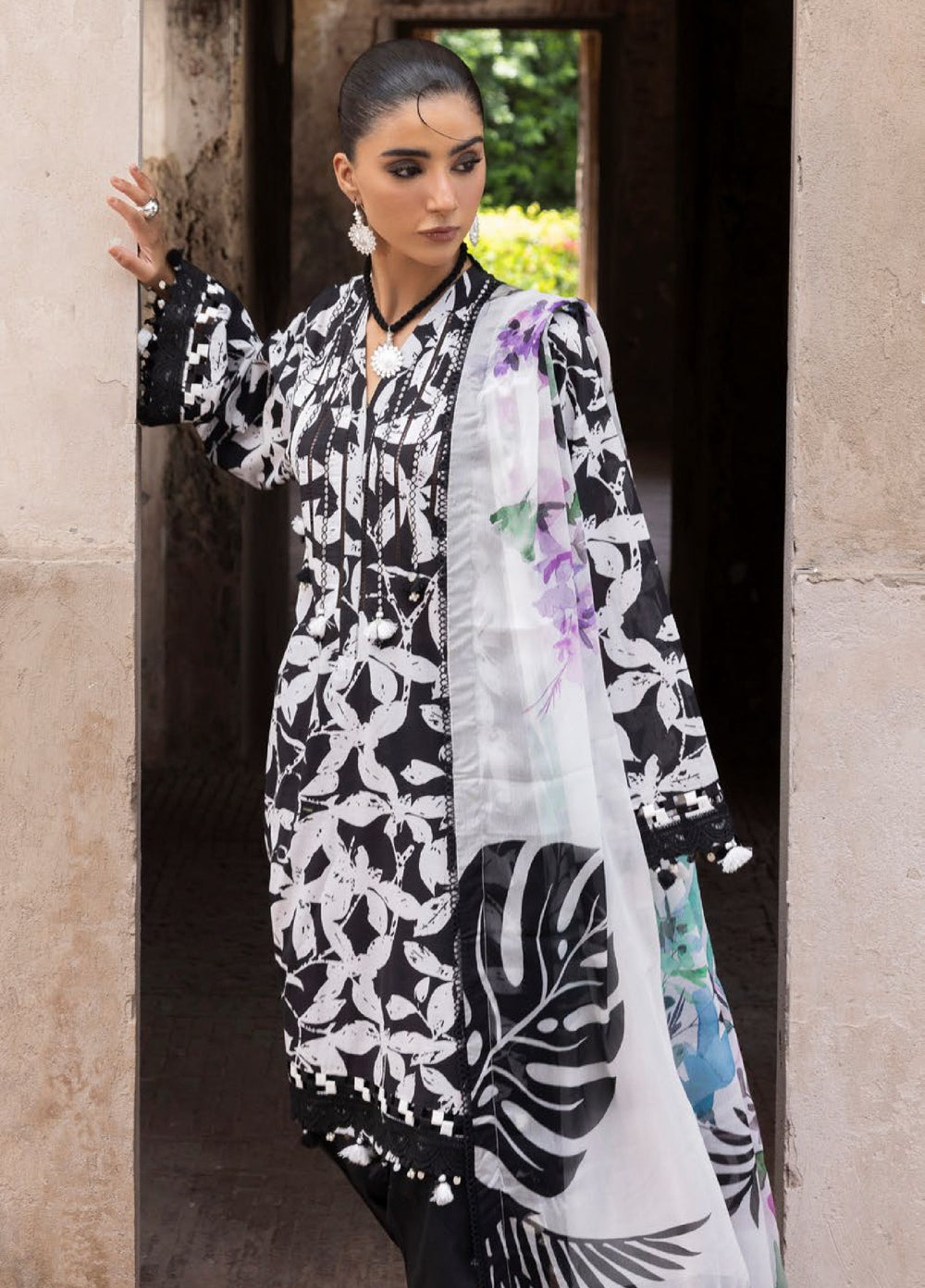 The Flora by Gul Ahmed Unstitched Embroidered Lawn 3 Piece Suit GA26ULF BM62070 - Casual Collection