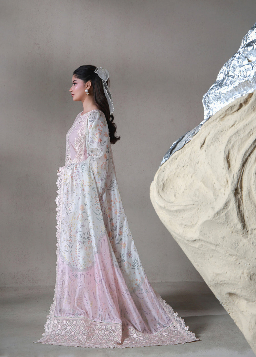 Saagar by Aabyaan Unstitched Embroidered Luxury Lawn 3 Piece Suit ABY26USL AL-5 Rimal - Festive Collection