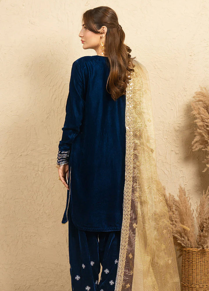 Winter Hues by Naayas Women Pret Embroidered 3 Piece Velvet Nilofer - Winter Collection