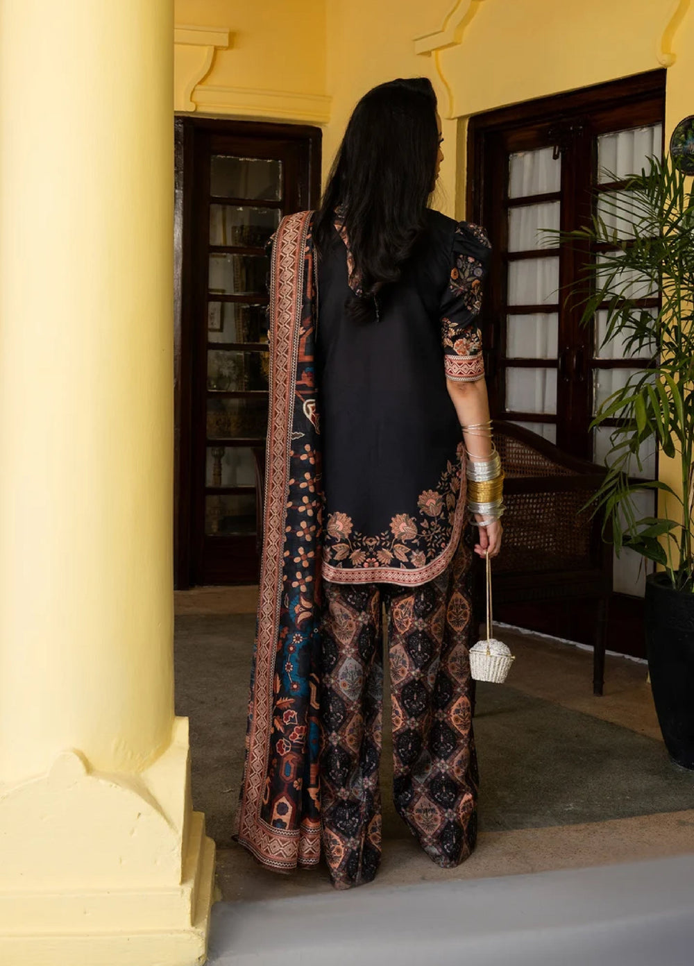 Retro by Maria Osama Khan RTW Printed Grip 3 Piece Suit MOK26PR Nazia - Casual Collection
