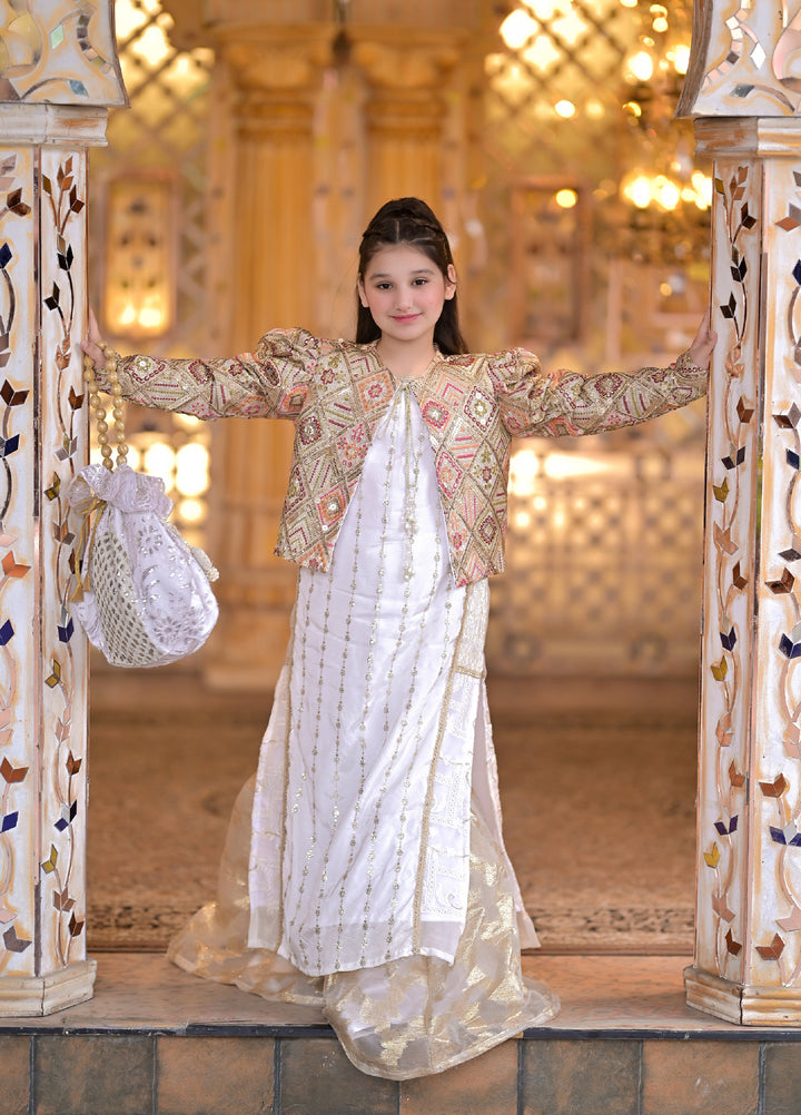 Andaz e Jahan by Qurratulain Saqib Pret kids Chiffon 3 Piece Chikankari Afreen Afreen - Wedding Collection