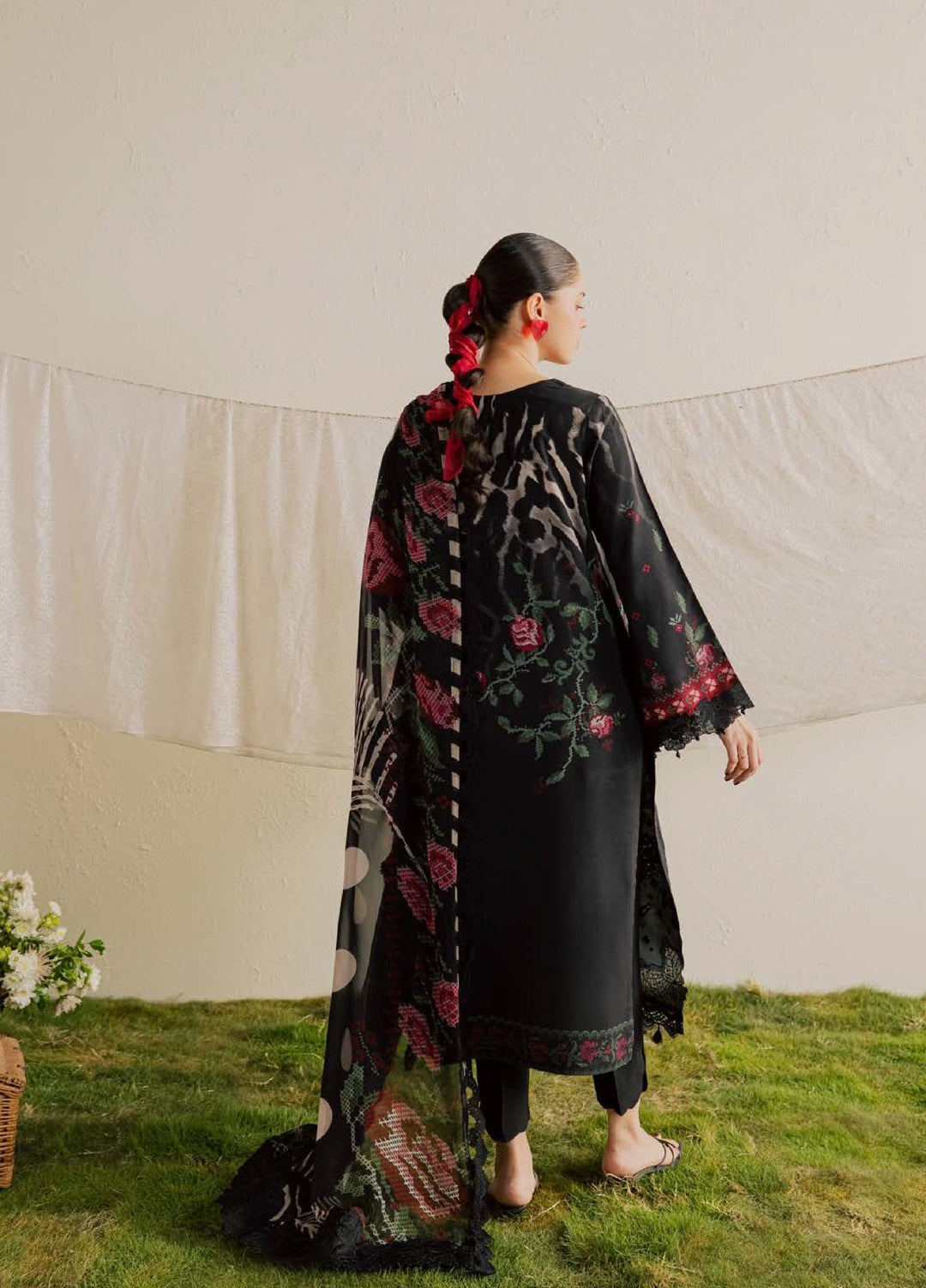 Gardenia by Nureh Unstitched Embroidered Viscose Slub 3 Piece Suit NU26UGV NSG-230 - Winter Collection