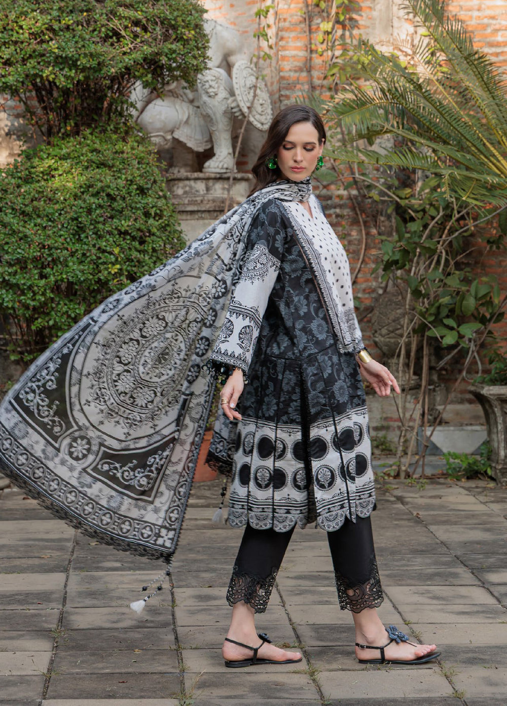 Noir and Blanc by Gul Ahmed Unstitched Printed Lawn 3 Piece Suit GA26UNBL B-62009 - Summer Collection