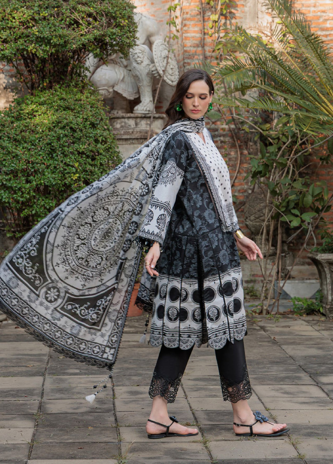 Noir and Blanc by Gul Ahmed Unstitched Printed Lawn 3 Piece Suit GA26UNBL B-62009 - Summer Collection