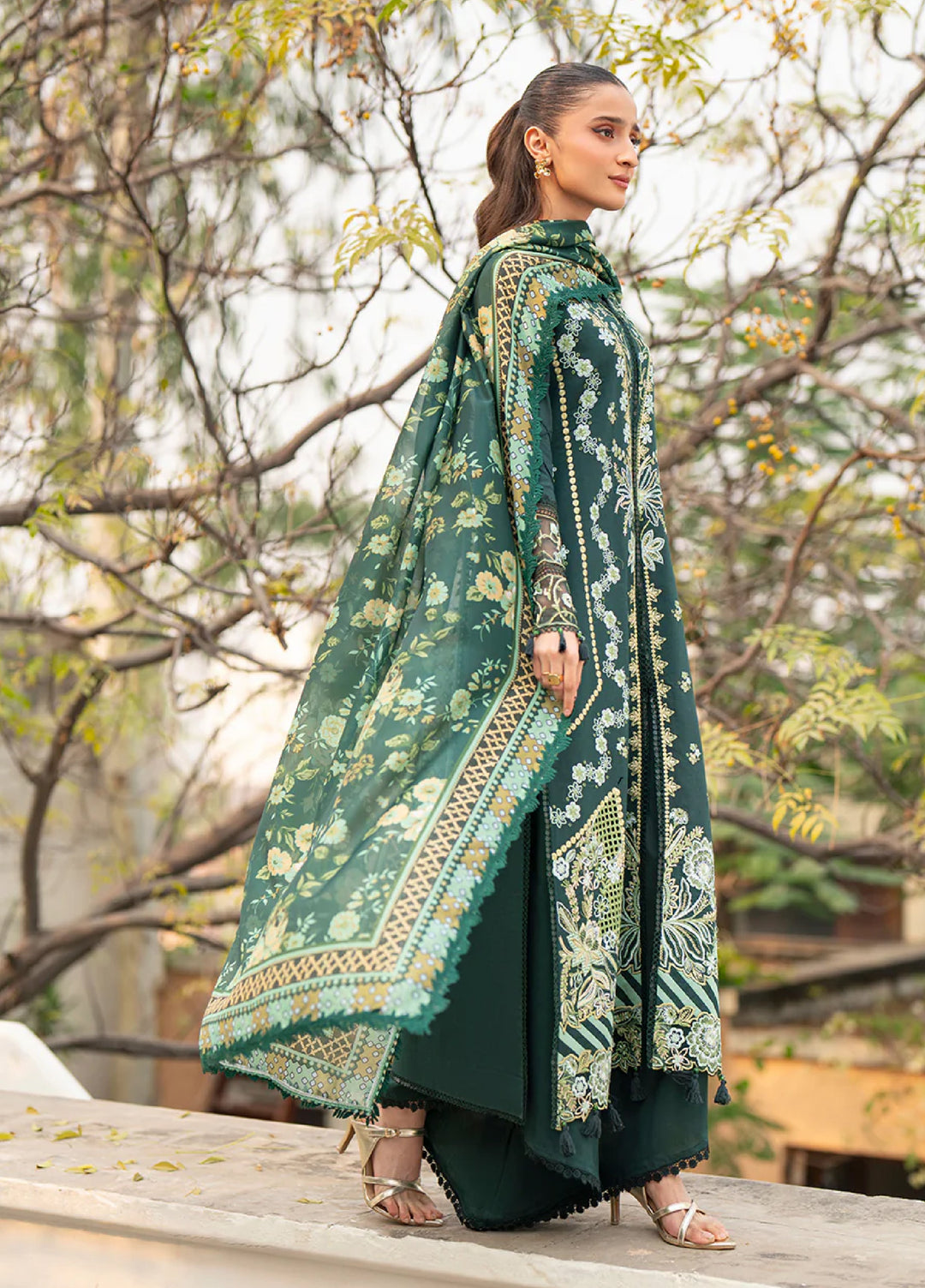 Angan by Mahnur Unstitched Embroidered Lawn 3 Piece Suit MN26UAL AAN-010 - Summer Collection