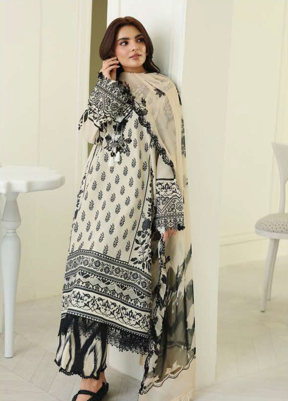 Petals in Print by Roheenaz Unstitched Printed Lawn 3 Piece Suit RN26UPP Willow Fleur RUNSS260903 - Summer Collection