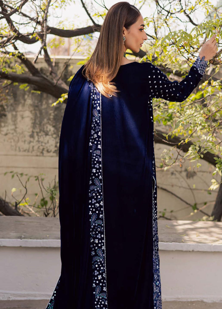 Nureh Maya Unstitched Velvet Embroidered 3 Piece Suits NU25MF NW-121 - Festive Collection