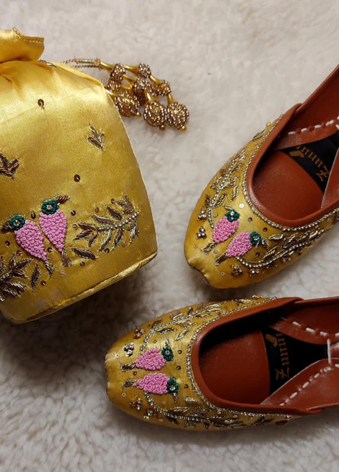 Zuruj Festive Style  Potli X Khussa  PL-148