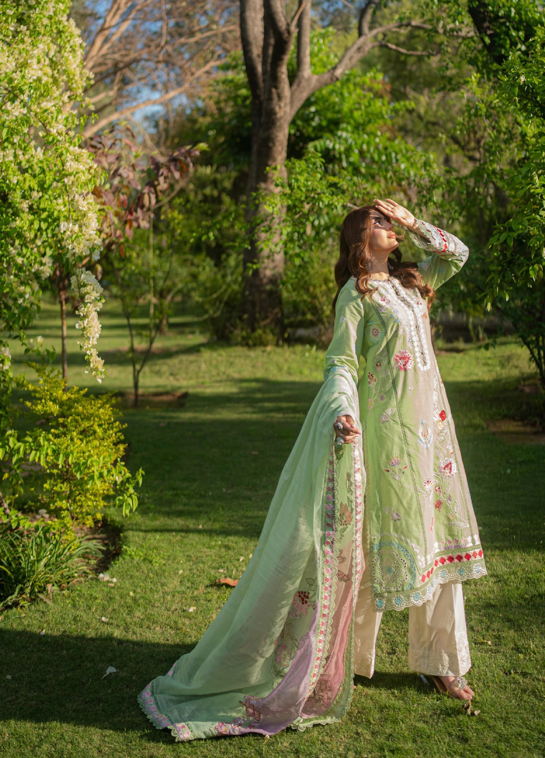 Saira Shakira Unstitched Embroidered Lawn 3 Piece Suit SSR26ULE SS-002B - Eid Collection