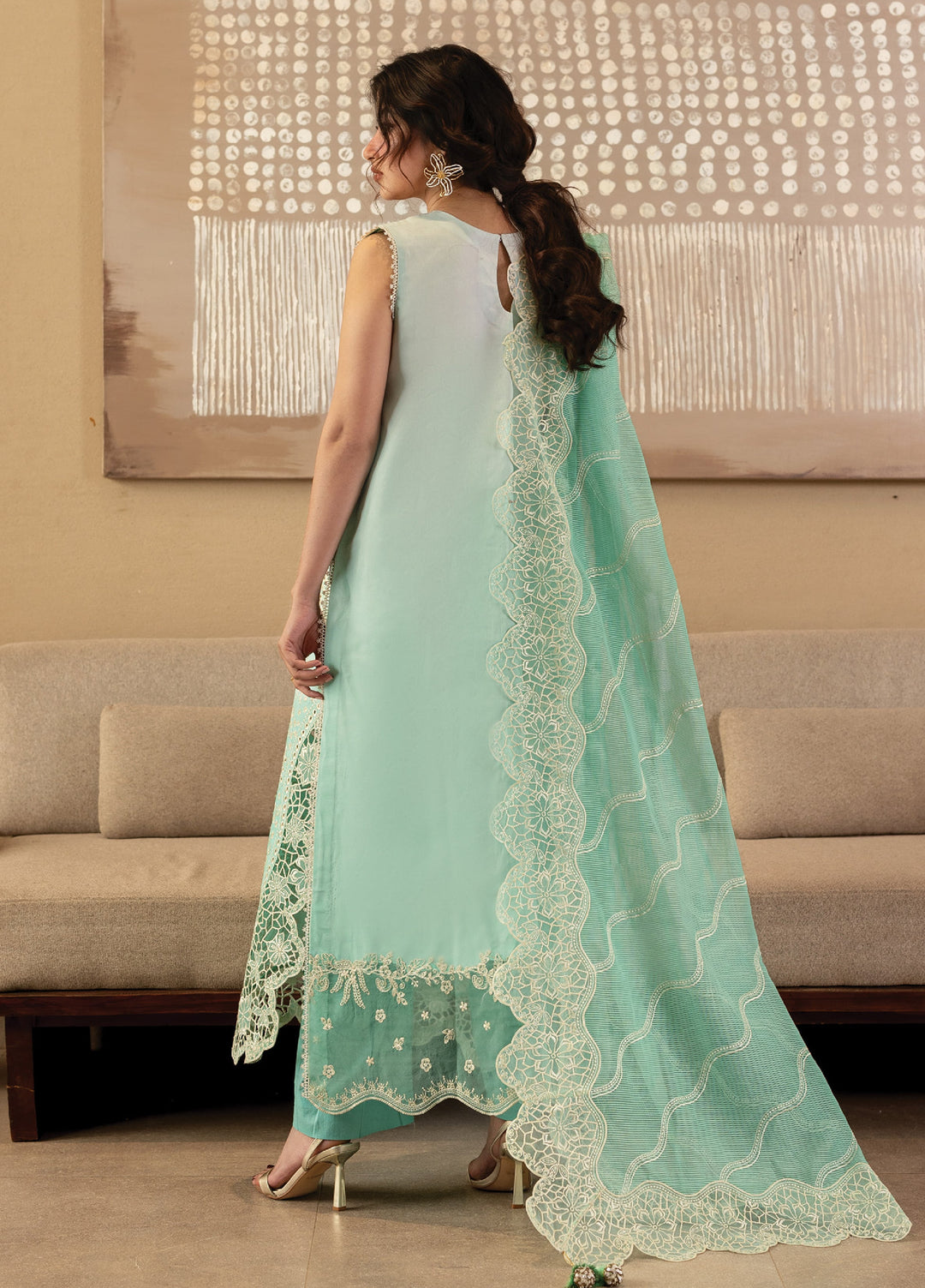 Sirene by Mahnur Unstitched Embroidered Lawn 3 Piece Suit MN26USL S-08 - Summer Collection