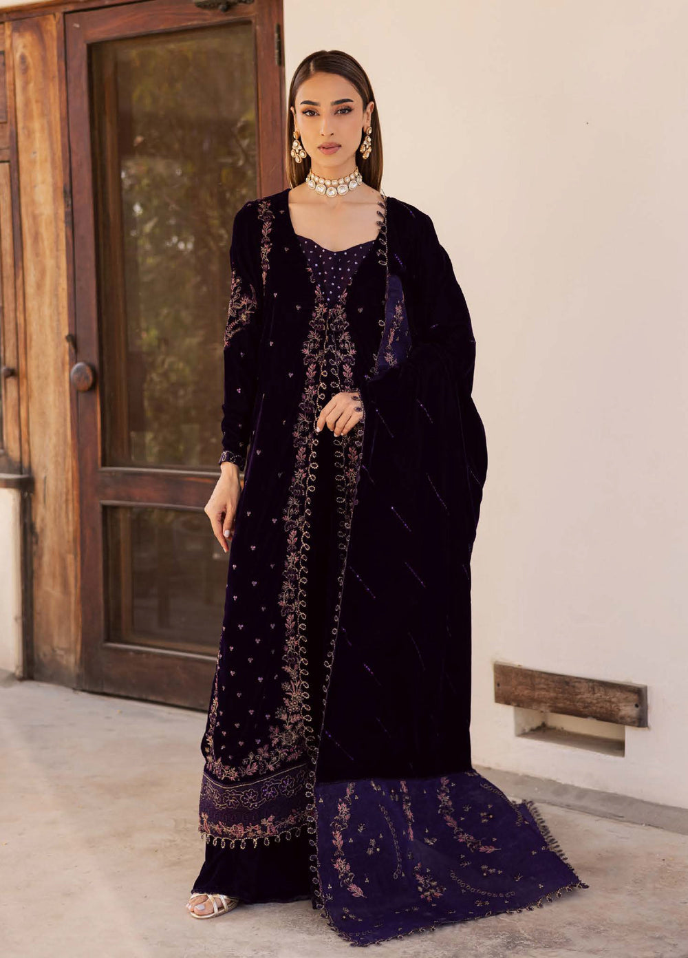 Nureh Maya Unstitched Velvet Embroidered 3 Piece Suits NU25MF NW-123 - Festive Collection