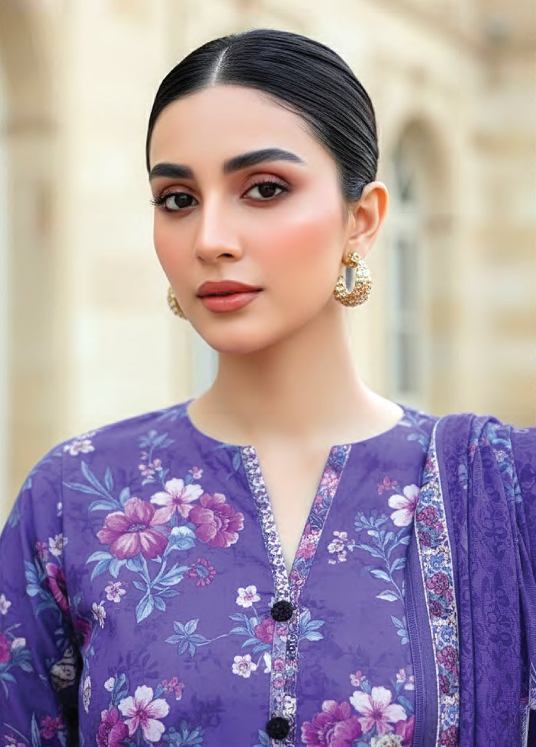 Komal Lawn by Lakhany Unstitched Embroidered Lawn 3 Piece Suit LSM26UK LG-SG-0047 - Summer Collection