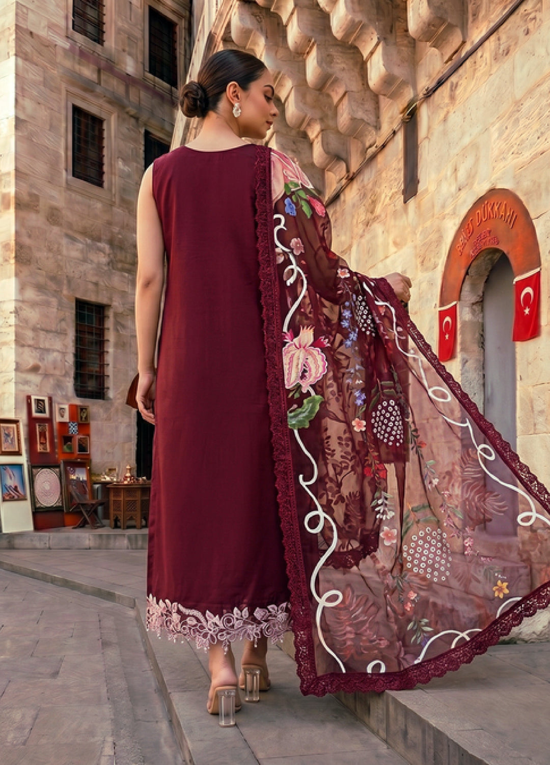 Asifa and Nabeel Unstitched Embroidered Lawn 3 Piece Suit AN26ULE Ruby Dusk VSL 26-03 - Eid Collection