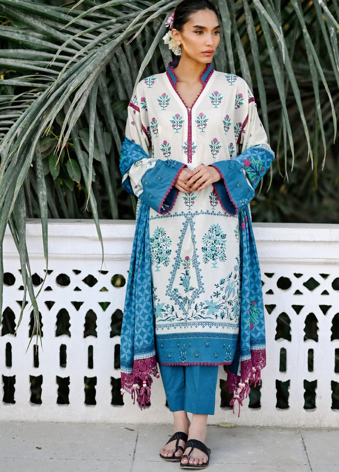 Rangon ka Angan by Gul Ahmed Unstitched Embroidered Lawn 3 Piece Suit GA26URAL CL-62216 - Summer Collection
