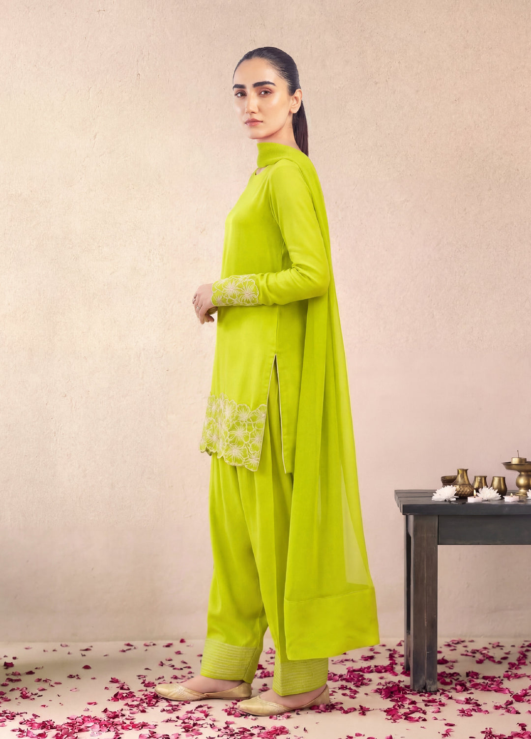Dareecha by Daak RTW Embroidered Cotton Silk 3 Piece Suit MFS-L MASHAL MFS-L - Festive Collection