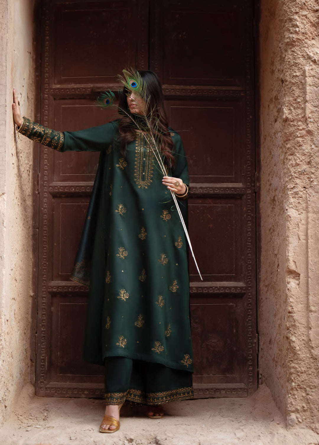 Darbar by Casuallite Pret Embroidered Silk Viscose 3 Piece Suit CSL26PDD-03 - Festive Collection