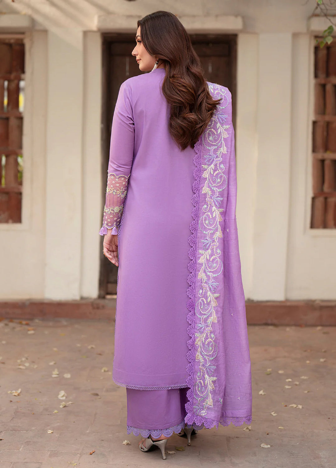 Angan by Mahnur Unstitched Embroidered Lawn 3 Piece Suit MN26UAL AAN-009 - Summer Collection