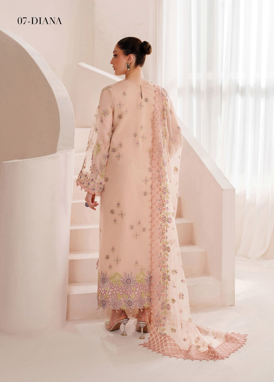 Threads by Alizeh Fashion Unstitched Embroidered Chiffon 3 Piece Suit AF26UTC D-7 Diana - Festive Collection