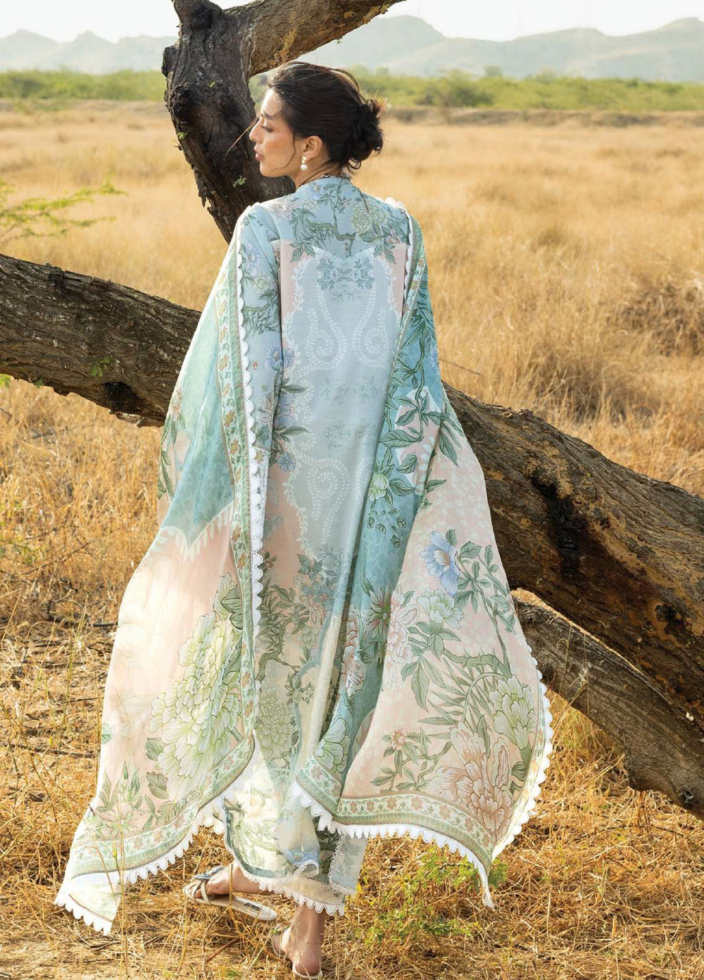 Zainab Chottani Unstitched Embroidered Luxury Lawn 3 Piece Suit ZC26ULZ D-8 LIYANA - Summer Collection