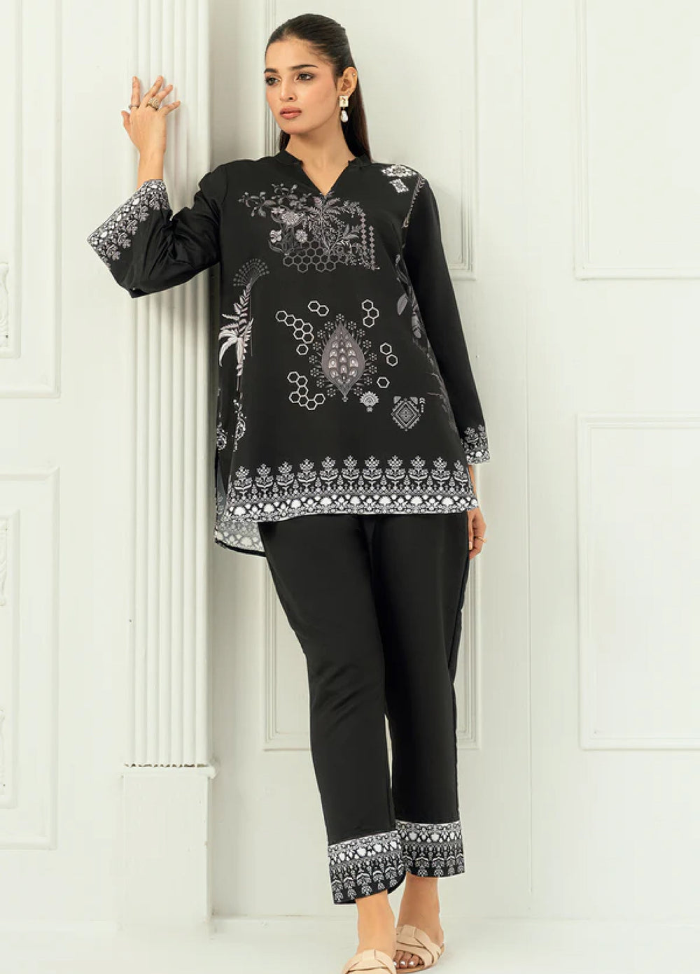 Nairah Women Pret Printed Arabic Lawn Suit NAH26PN Nureh - Spring Collection