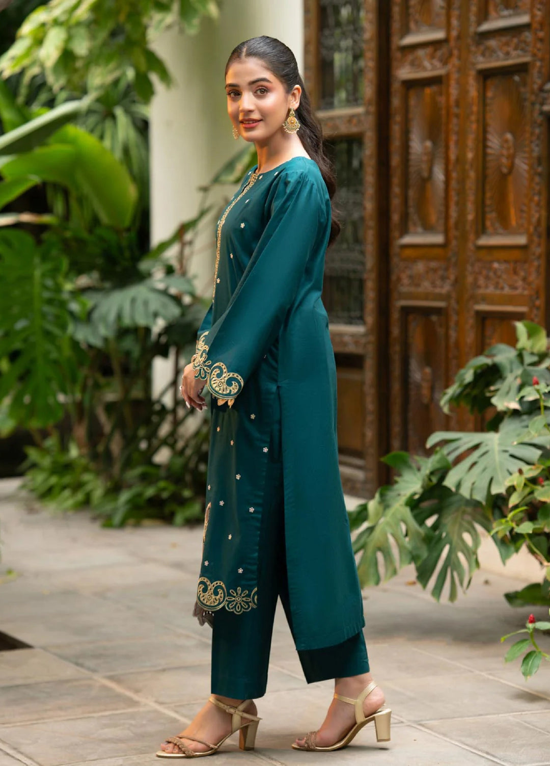 Rang e Bahar by Tng Women Pret Embroidered 2 Piece Zamrud - Winter Collection