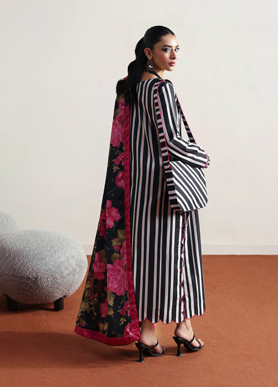 Basics by Gulaal Pret Embroidered Poly Lawn 3 Piece PL-05 Fleuron - Summer Collection