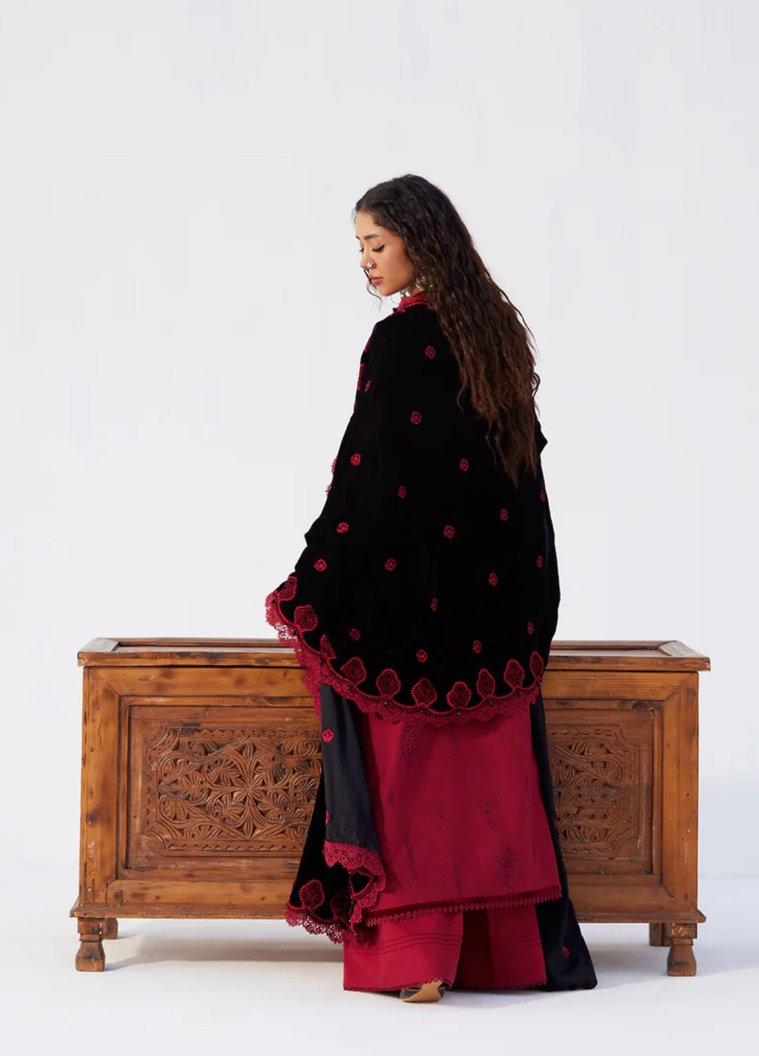 Saira Rizwan Unstitched Khaddar Embroidered Suits 3 Piece SR25UW D-04 Nazneen - Winter Collection