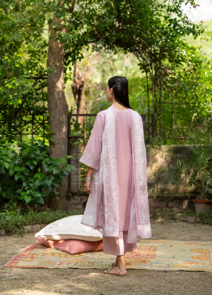 Rua by Casuallite Women Pret Premium Linen 3 Piece RUA-D03 - Winter Collection