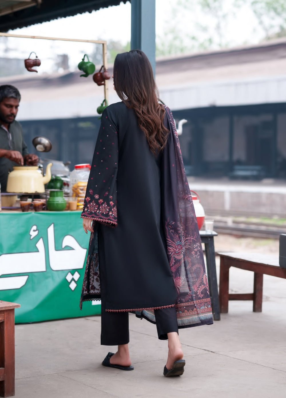 Safarnama by Casuallite RTW Embroidered Cotton Lawn 3 Piece CL26PSCL Ciara Noir - Eid Collection