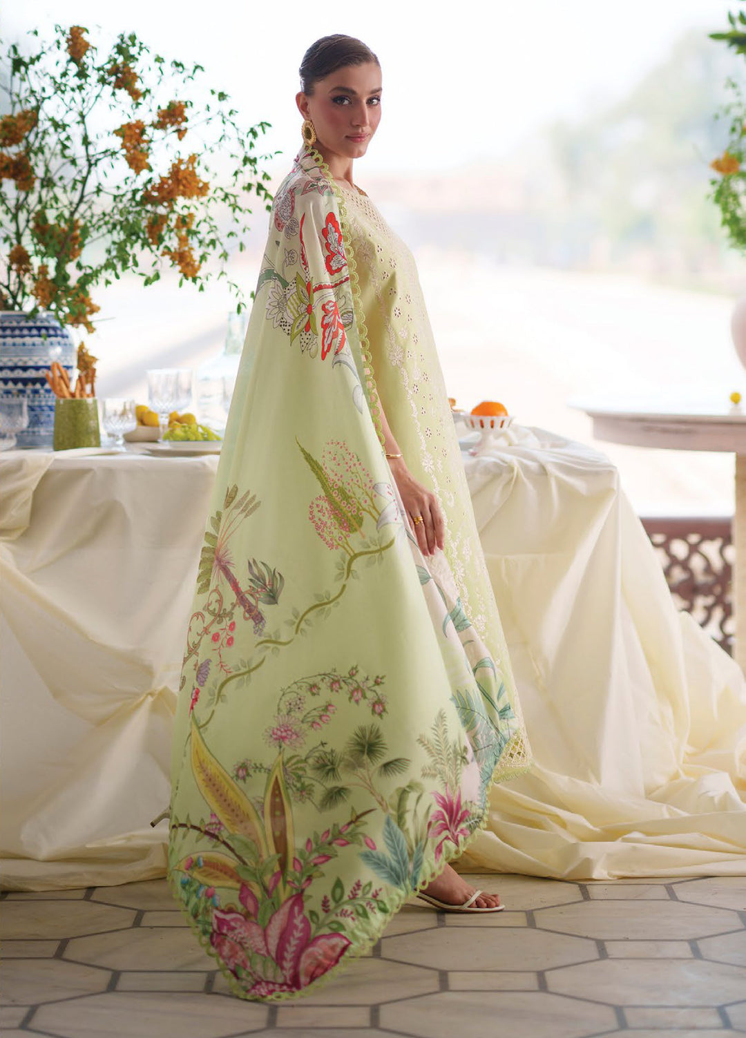 Nilofer by Mahnur Unstitched Embroidered Luxury Lawn 3 Piece Suit MN26ULN N-6 - Summer Collection
