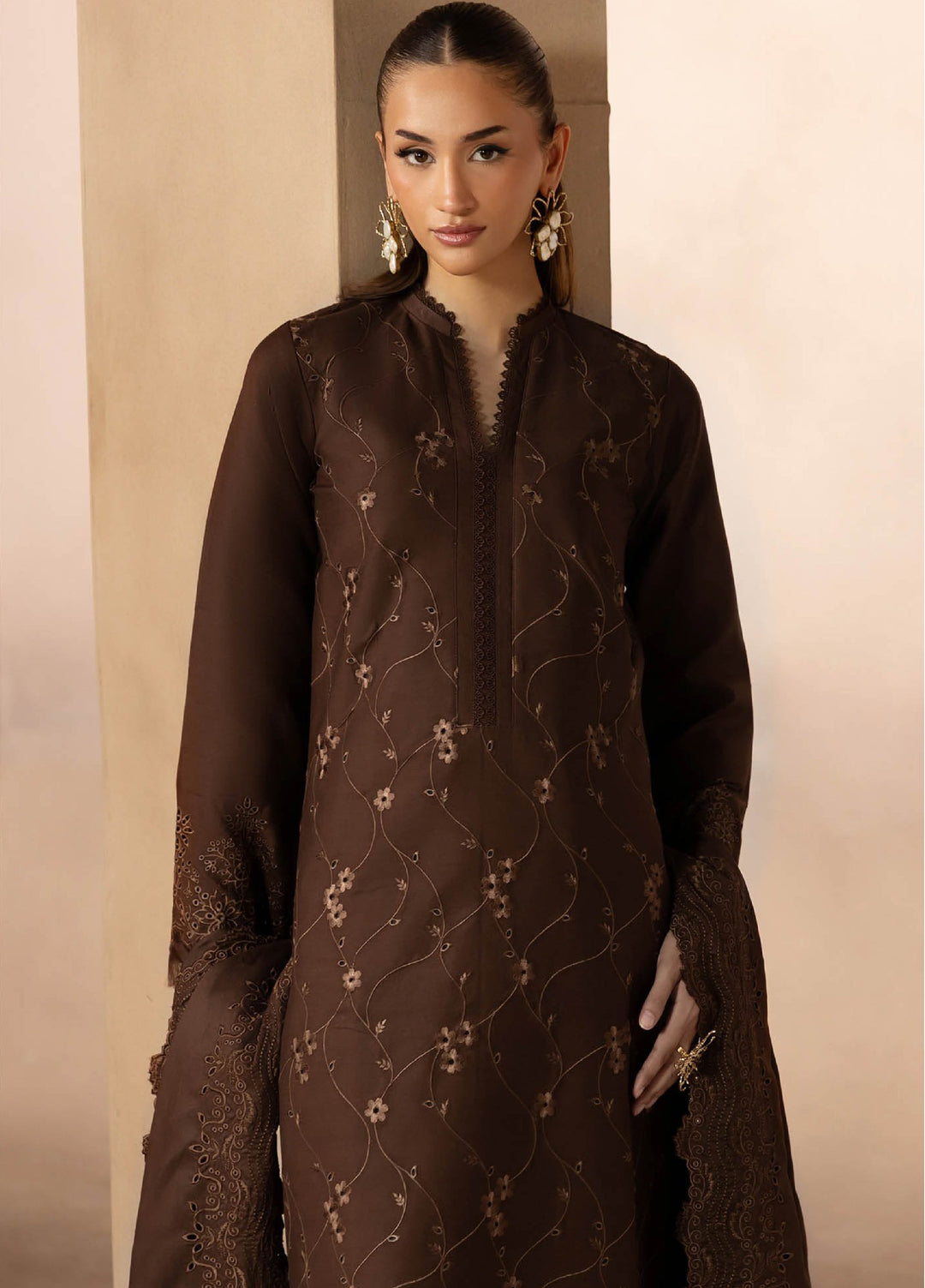 Sareen by Rajbari Unstitched Premium Viscose Chikankari 3 Piece RB25SC D-02 - Winter Collection