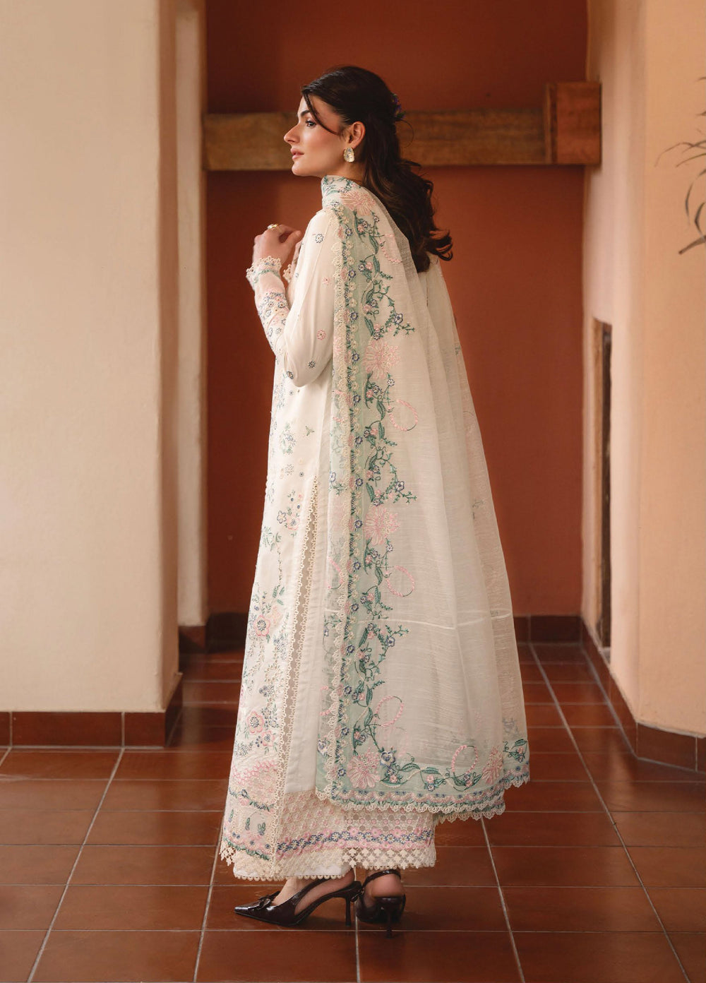 Whisper by Ayzel Unstitched Embroidered Lawn 3 Piece Suit AAF26ULW Breeze ZWU-0138-3PO - Eid Collection
