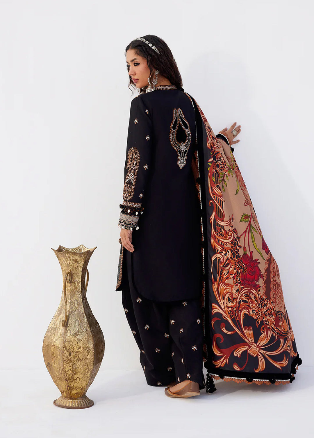 Saira Rizwan Unstitched Khaddar Embroidered Suits 3 Piece SR25UW D-01 Mahtaab - Winter Collection