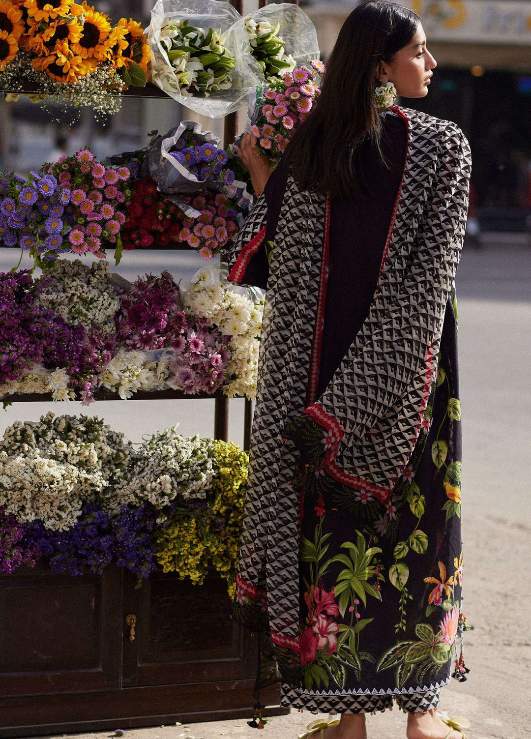 Wild Flower by Zaha Unstitched Embroidered Lawn 3 Piece Suit ZK26UWL ZF26-04 Midnight Bloom - Festive Collection