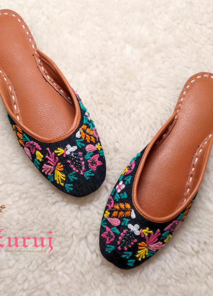 Zuruj Festive Style   Backless Khussay JU-158