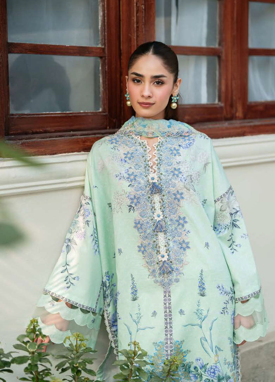 Whispered Florals by Roheenaz Unstitched Embroidered Lawn 3 Pcs Suit RNZ26UWF D-18 A SOFT MEADOW - Summer