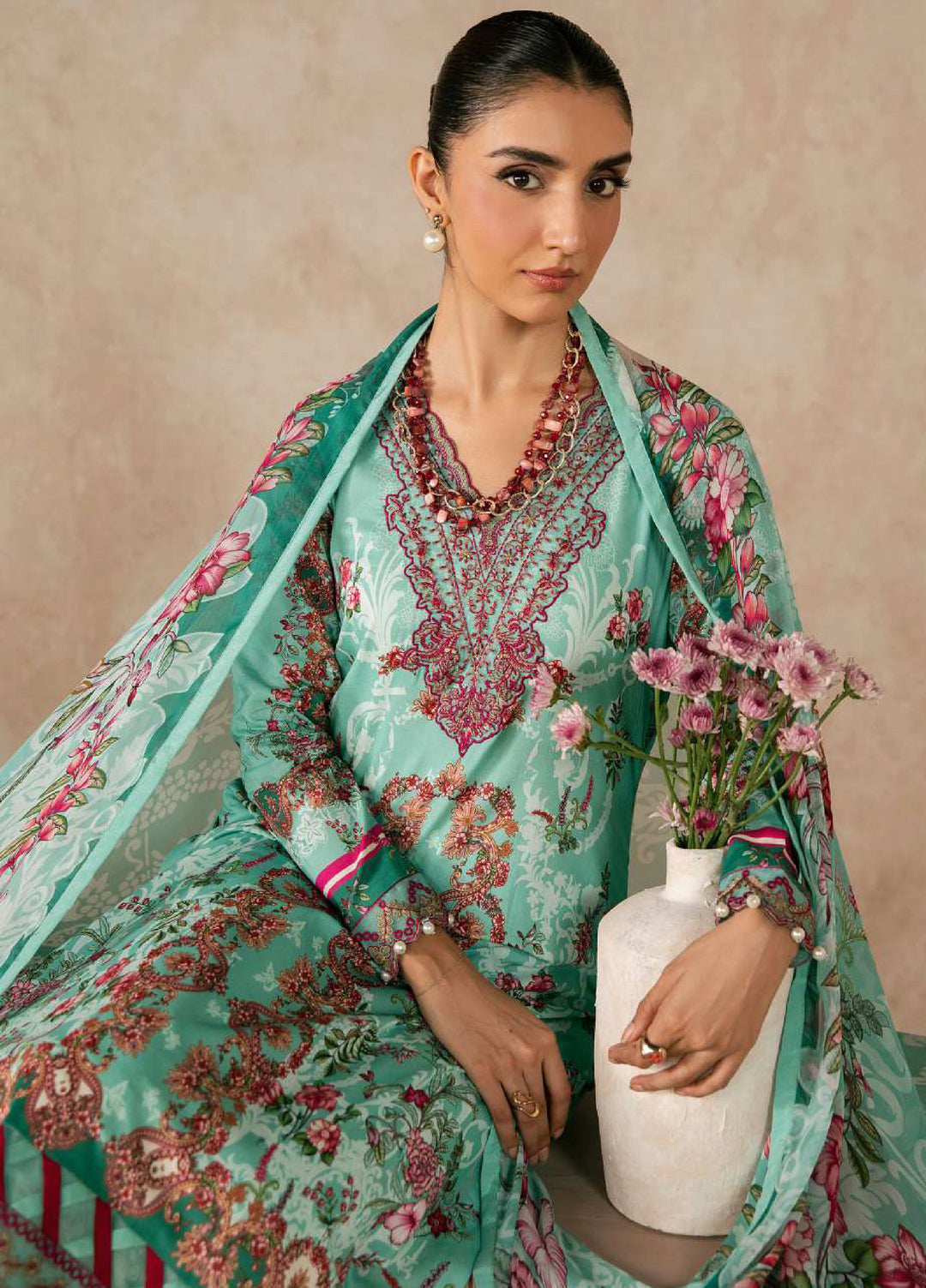 Gulaal Unstitched Embroidered Lawn 3 Piece Suit GL26ULF Vaila D-4 - Festive Collection