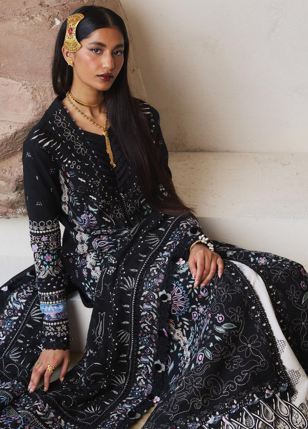 Suffuse Unstitched Embroidered Lawn 3 Piece Suit SSY26ULE Meravi - Eid Collection