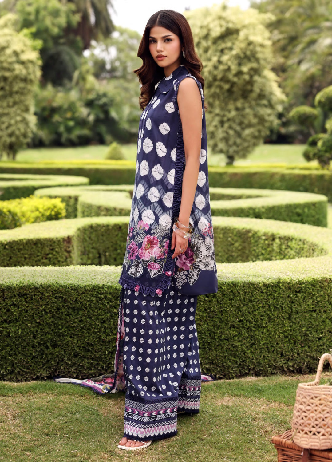 Belladore by Elaf Premium Unstitched Printed Lawn 3 Piece Suit EL26ULB Domino EPA-1A - Summer Collection