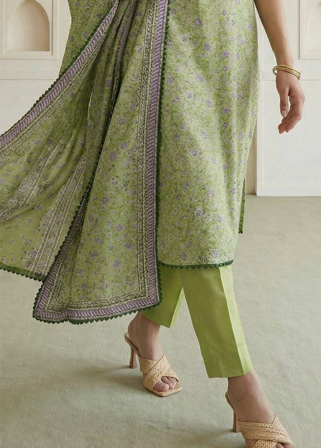 Zellbury Unstitched Printed Lawn 3 Piece Suit ZB26UCVII WUS26X31086 - Casual Collection