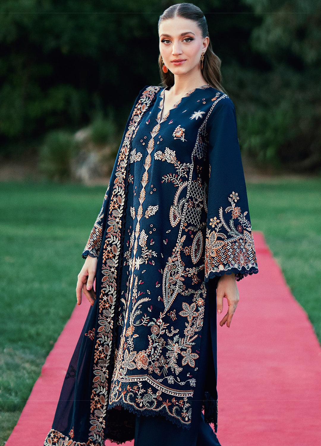 Florent Unstitched Embroidered Lawn 3 Piece Suit FL26ULE FEF-1B - Eid Collection