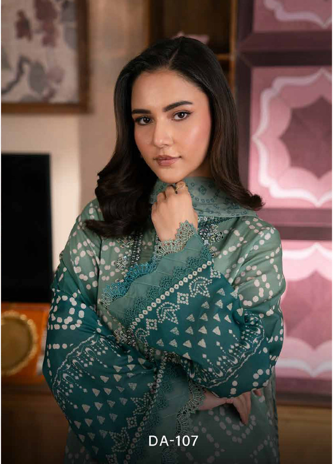Chunri by Daria Unstitched Embroidered Lawn 3 Piece Suit DC26UCL DA-107 - Casual Collection
