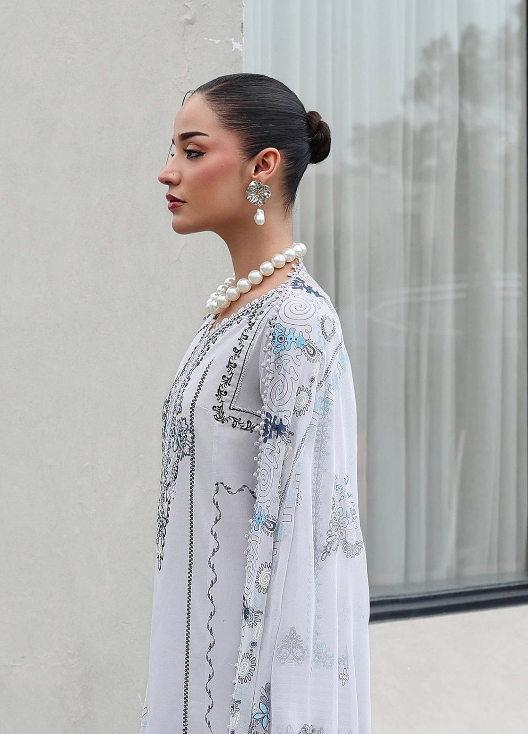 Q Line by Qalamkar Unstitched Embroidered Lawn 3 Piece Suit QLK26ULQ SAMIA QKL-3 - Festive Collection