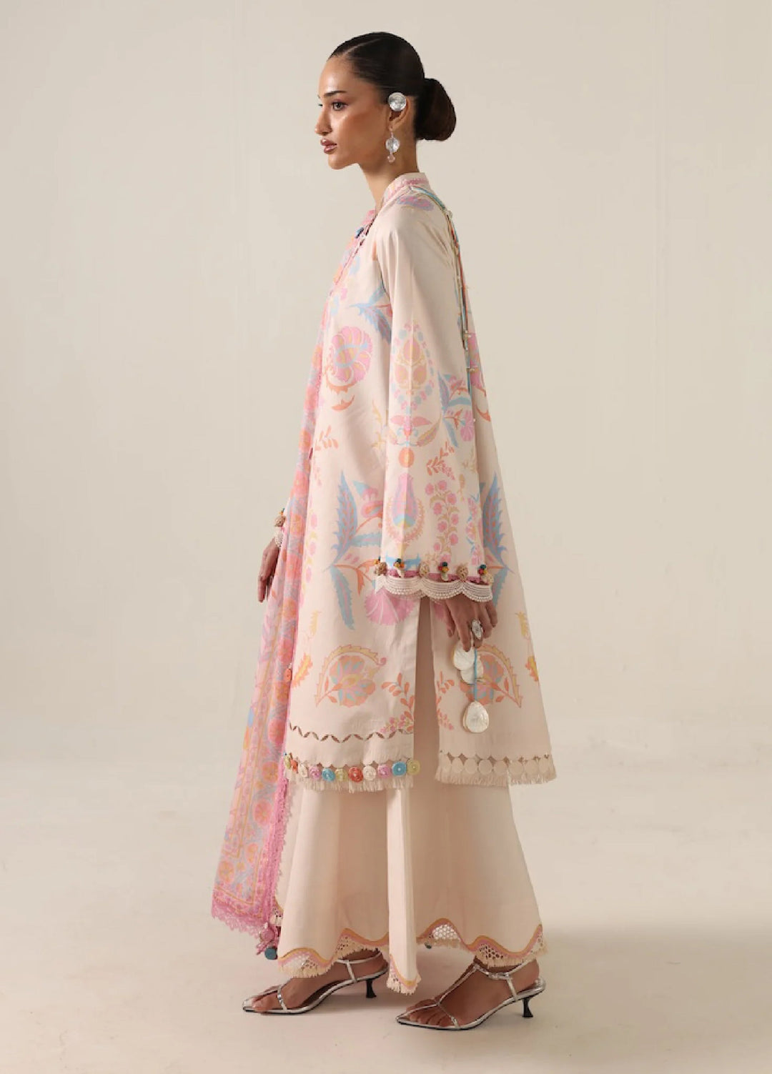 Neoma Prints by Republic Unstitched Embroidered Lawn 3 Piece Suit RW26UNP RSP-05 - Summer Collection
