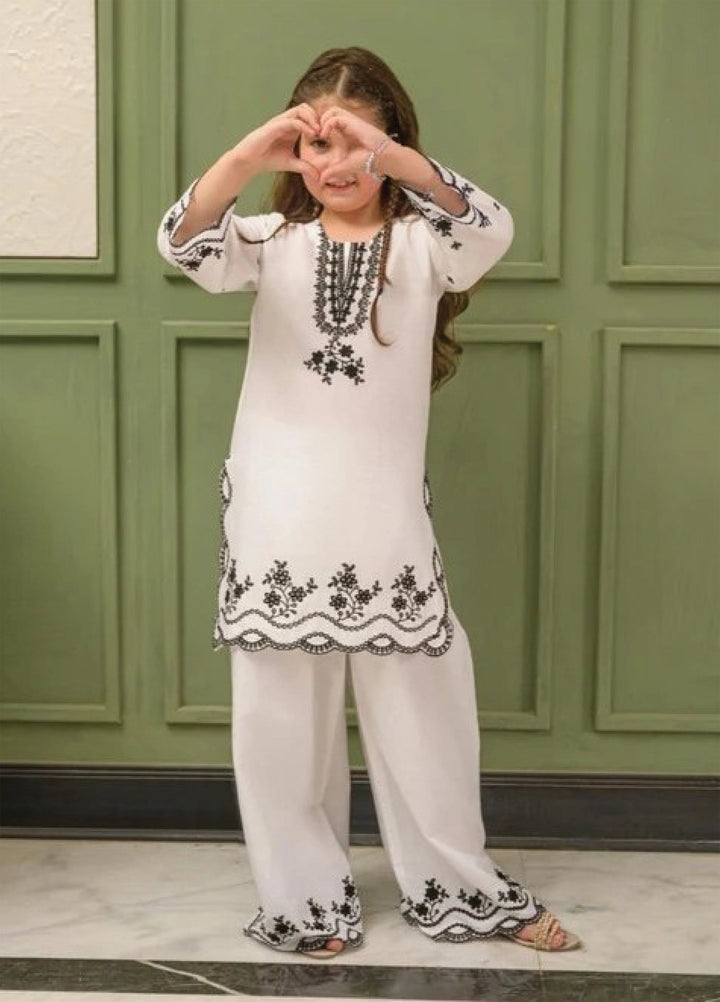 Fresh Birds Kids RTW Embroidered Lawn 2 Piece Suit Fiza-FB-06 - Casual Collection