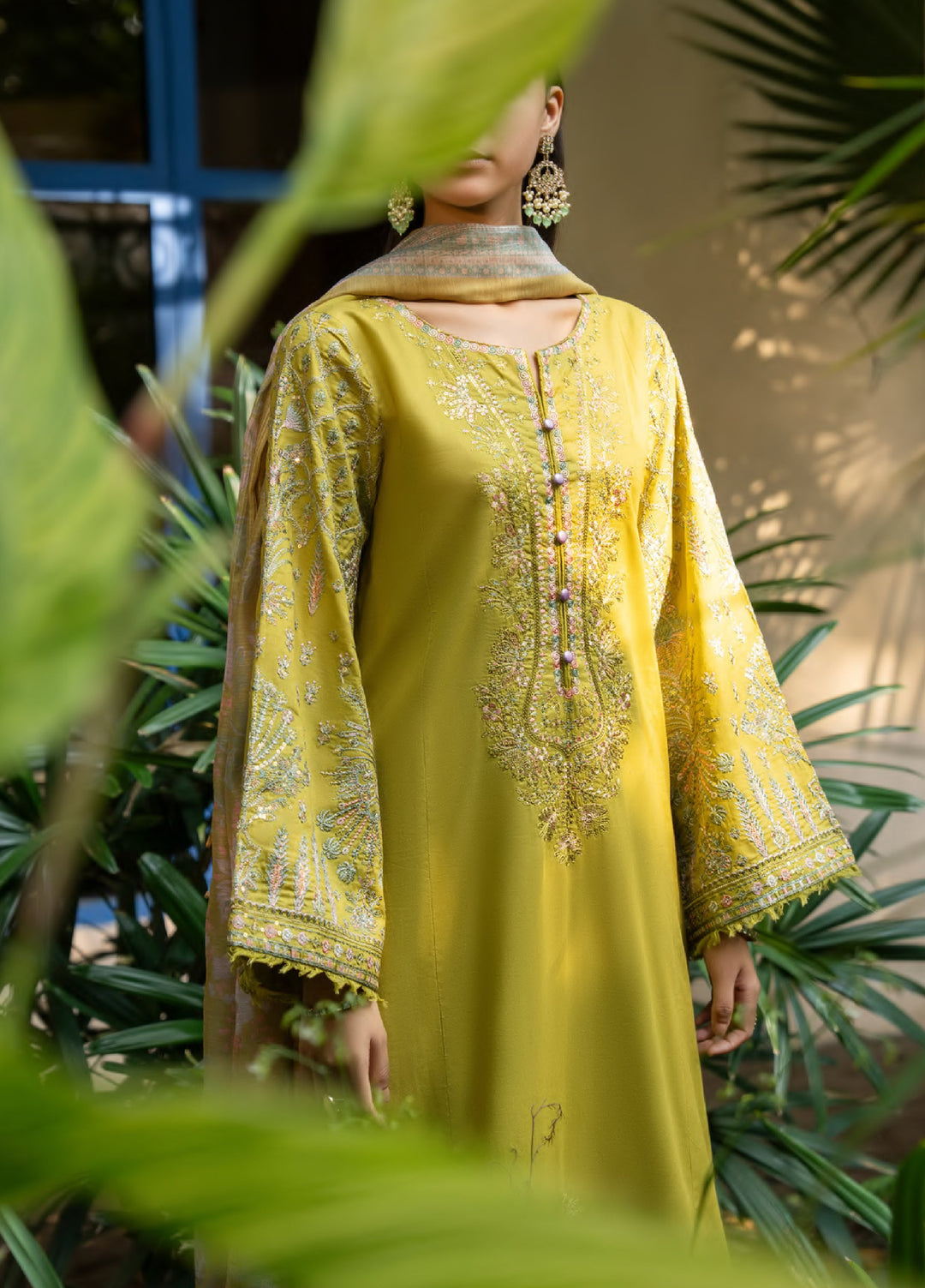 Rua by Casuallite Women Pret Premium Linen 3 Piece RUA-D05 - Winter Collection