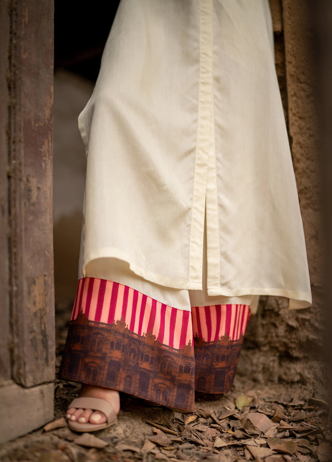 Dareecha by Daak RTW Printed Cotton Silk 2 Piece Suit MCOS-OW MENDOZA MCOS-OW - Festive Collection