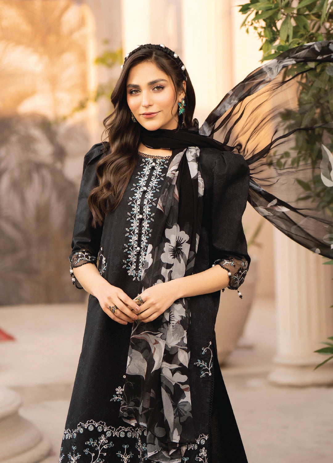 Summer Breeze by Humdum Unstitched Embroidered Lawn 3 Piece Suit HB26USB D-01 - Summer Collection