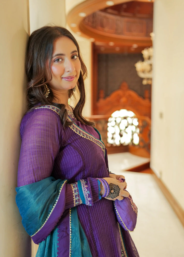 Omal by Komal Behnon Ki Eid Munar Line 3 Piece Pret Suit Zayna - Festive Collection