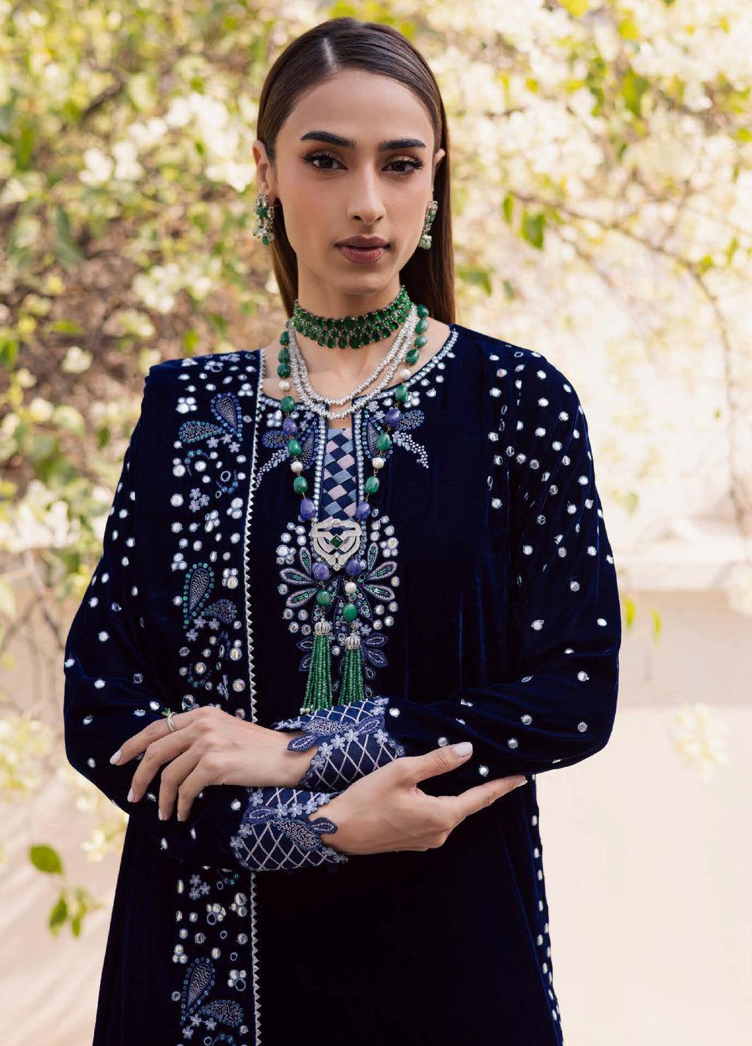 Nureh Maya Unstitched Velvet Embroidered 3 Piece Suits NU25MF NW-121 - Festive Collection
